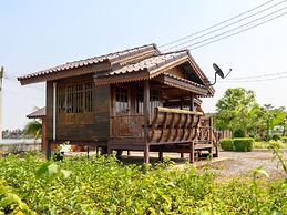 Beung Sampathuan Nakornchaisri Resort