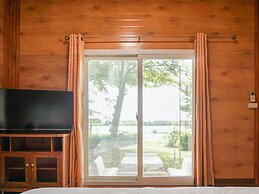 Beung Sampathuan Nakornchaisri Resort