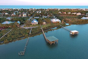 Anchors Away River House