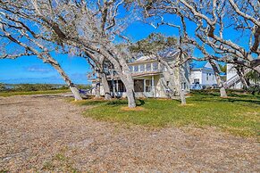 Anchors Away River House