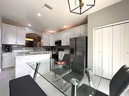 Sleeps +13 - 6 Bd Amazing Villa Private Pool 321cd 6 Bedroom Villa by 