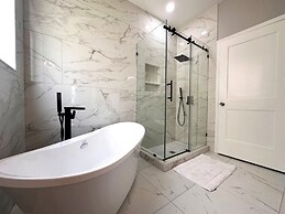 Sleeps +13 - 6 Bd Amazing Villa Private Pool 321cd 6 Bedroom Villa by 