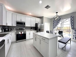 Sleeps +13 - 6 Bd Amazing Villa Private Pool 321cd 6 Bedroom Villa by 