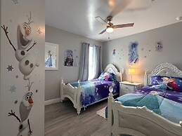 Sleeps +13 - 6 Bd Amazing Villa Private Pool 321cd 6 Bedroom Villa by 