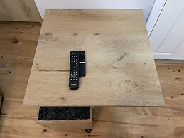 Golden Metro Boutique