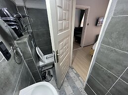 Golden Metro Boutique