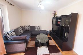 Remarkable 1-bed Flat in Slough, Near Farnham Road