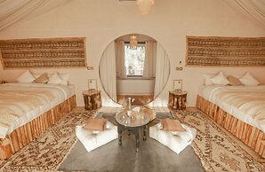 Imperial Glory Lodges