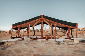 Imperial Glory Lodges