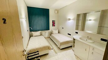 smart&beautiful HOSTEL