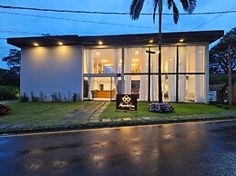 Pousada menino de ouro