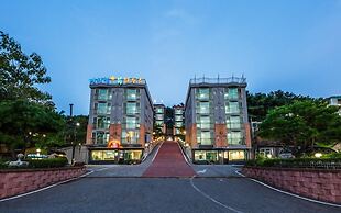 Beach Hill View House