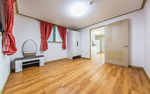 Beach Hill View House