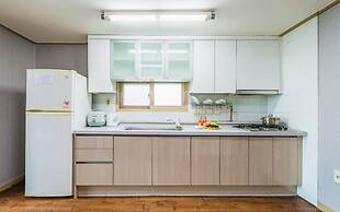 Beach Hill View House