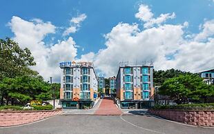 Beach Hill View House