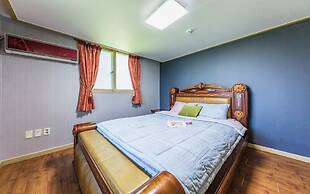 Beach Hill View House