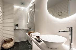 Made By The Sea Villas 21 Bdrm