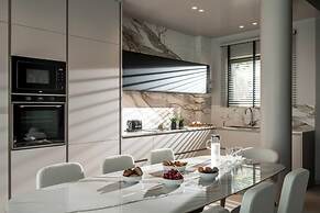 Made By The Sea Villas 21 Bdrm