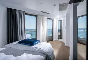 Made By The Sea Villas 21 Bdrm