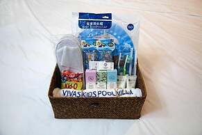 ello-el kids Pool Villa Pension