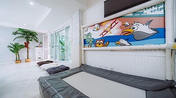 ello-el kids Pool Villa Pension