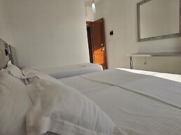 1bed Beachfront With Seaview Balcony - 5mintobeach