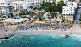 1bed Beachfront With Seaview Balcony - 5mintobeach