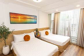 Quy Hung Hotel Central