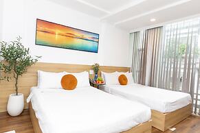 Quy Hung Hotel Central