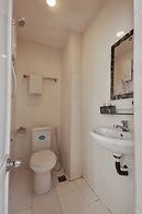 Quy Hung Hotel Central