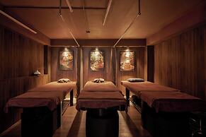 Quy Hung Hotel Central