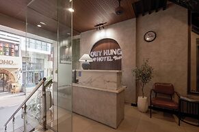 Quy Hung Hotel Central