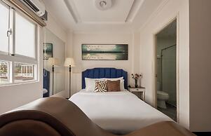 Quy Hung Hotel Central