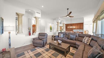 Casa Soleil 3 Bedroom Home by RedAwning