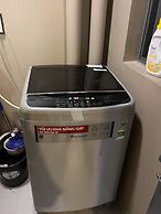 Supertramp House - Gold View Apartment