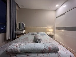 Supertramp House - Gold View Apartment