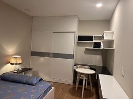 Supertramp House - Gold View Apartment