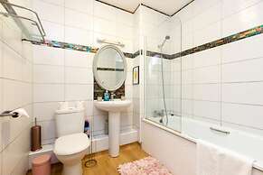 Cosy 1 Bedroom Flat in Shadwell