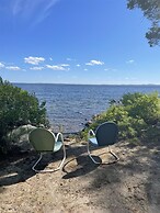 Paradise Point Limit 10 4 Bedroom Cottage by Redawning