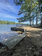 Paradise Point Limit 10 4 Bedroom Cottage by Redawning