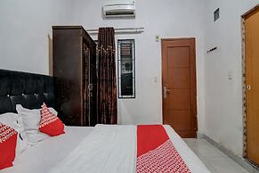 OYO 92111 Dinda Homestay Syariah