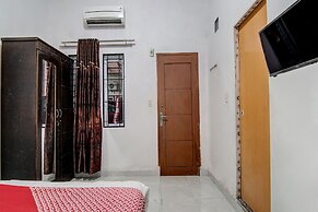 OYO 92111 Dinda Homestay Syariah