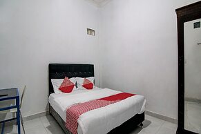 OYO 92111 Dinda Homestay Syariah