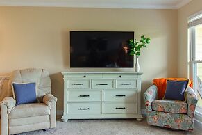 10 D, One Bedroom Condo