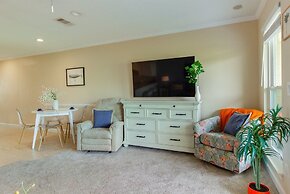 10 D, One Bedroom Condo