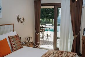 Doors Urla Hotel & Bungalows