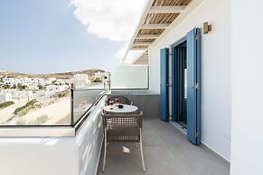 Aura Suites Paros