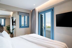 Aura Suites Paros