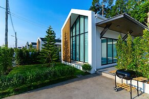 Villa Paramount 2