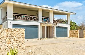 Vista Alegre by Boutique Bonaire Unique Resorts